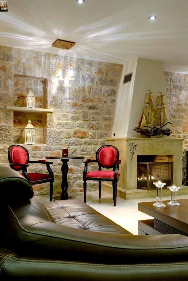Byzantinon Hotel Леонідіон Екстер'єр фото
